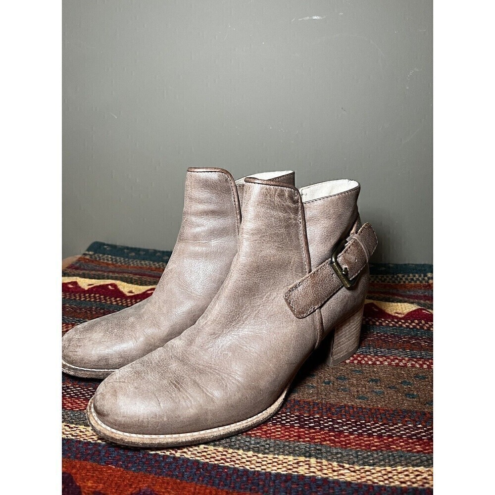 Aquatalia Vero Cuoio Womens Leather Zip Buckle Ankle Boot Heel Sz 7 Casual